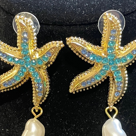 Gold and Blue Starfish Earrings with Pearl Drop - Picture 3 of 3